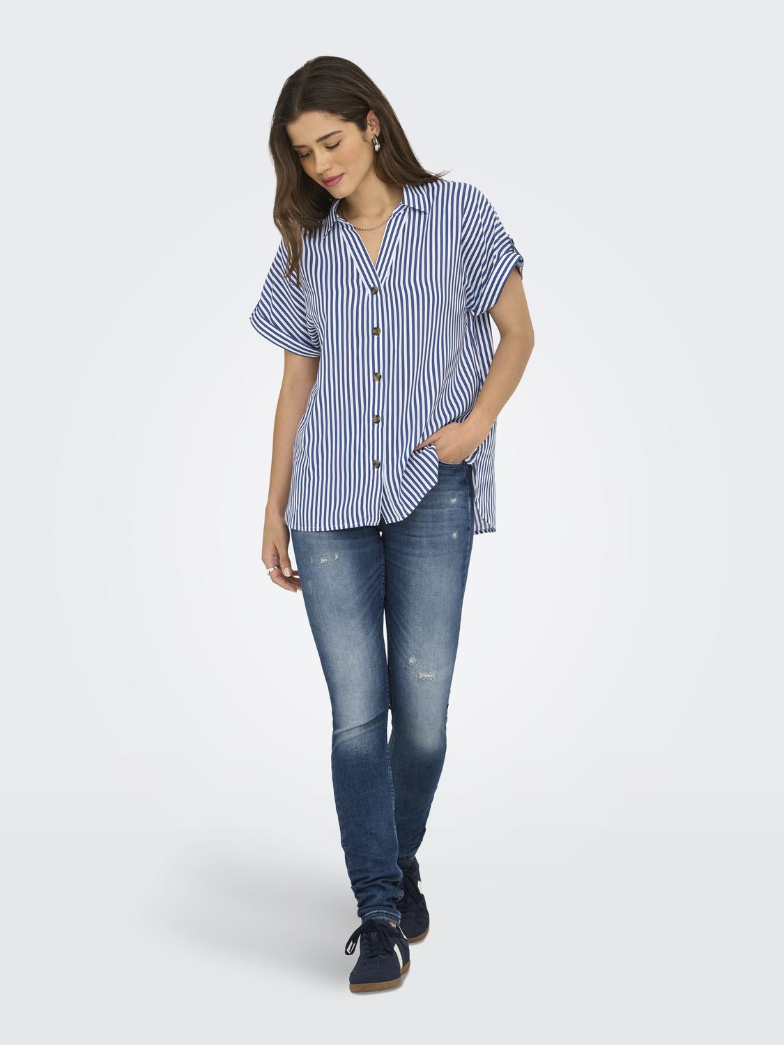 model_shot-front_full